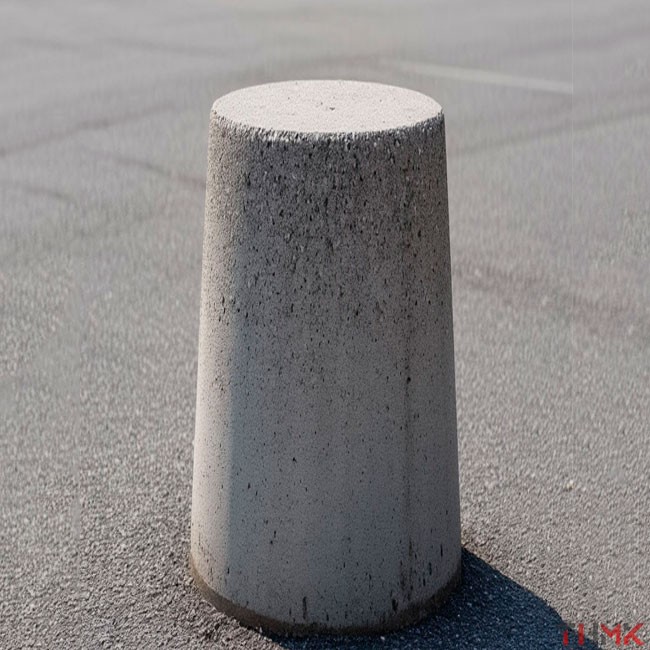 Столб бетонный антипарковочный 380х320 мм